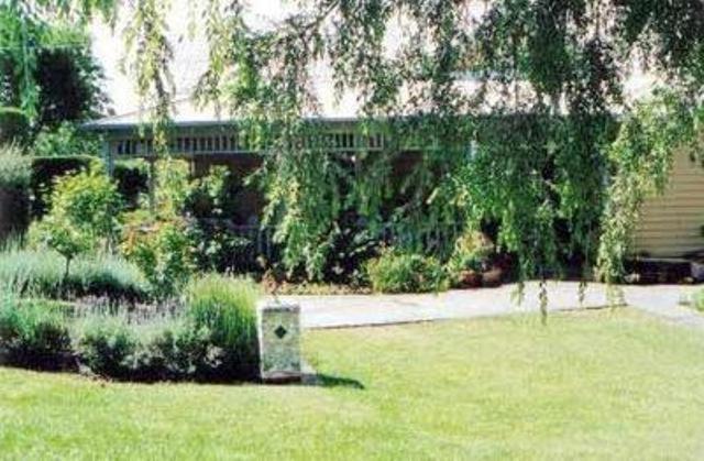 Mooltan House Hotel Hepburn Springs Exterior photo